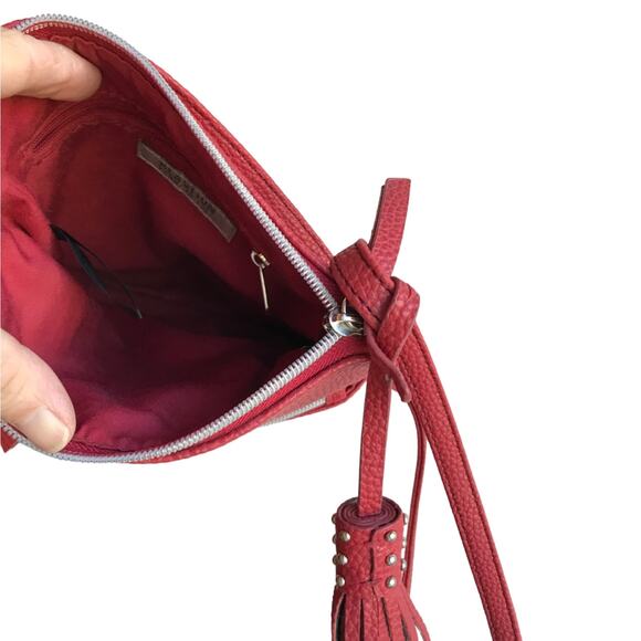 Kenneth Cole Reaction Cherry Red Pebbled Faux Leather Crossbody Bag - Picture 5 of 7